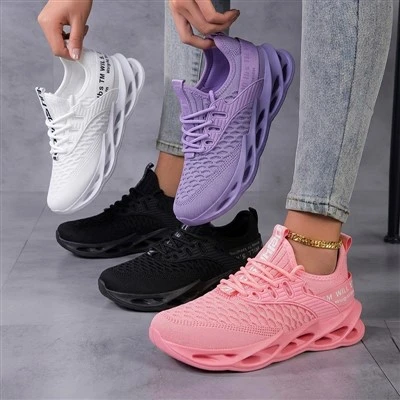 Sneakers larghe da donna